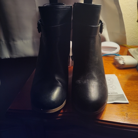 Boots - Picture 1 of 2
